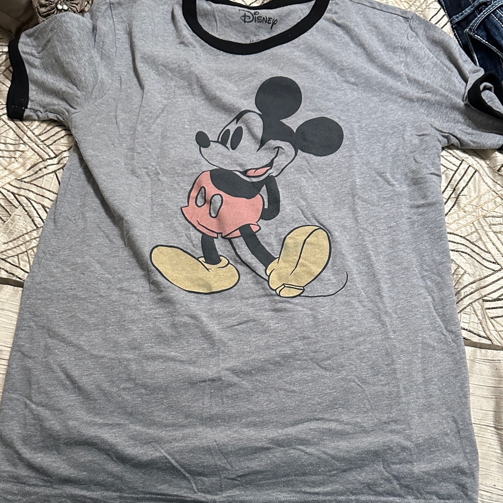 Disney Mickey Mouse Tshirt